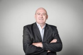 Andrés Rueda é o presidente do Santos Futebol Clube