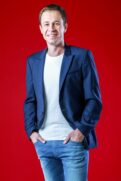 Tiago Leifert sair&aacute; da TV Globo ap&oacute;s fim da 13&deg; Temporada de The Voice Brasil