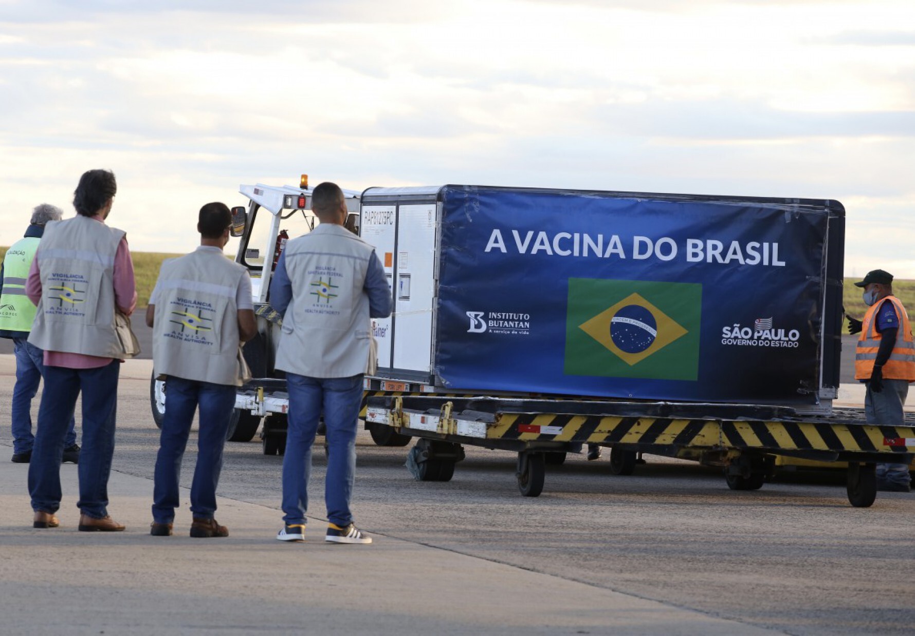 Carga chegou no Aeroporto Internacional de Viracopos, em Campinas