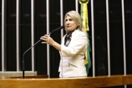 A deputada Edna Henrique (PSDB-PB) é a autora do projeto