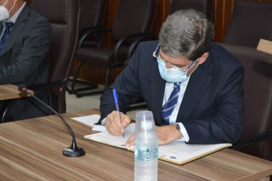 Prefeito Dr. Cássio durante cerimônia de posse realizada na última sexta-feira, dia 1º?, na Câmara