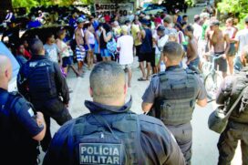 Moradores fecharam a Linha Amarela, na manhã desta segunda, em protesto após morte de homem que ia para o trabalho