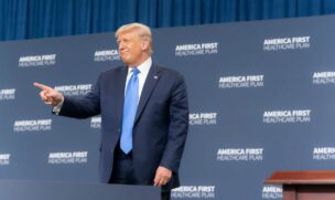 É o primeiro desafio público a Trump desde que a figura mais popular do Partido Republicano anunciou sua candidatura em novembro