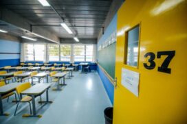 Sala de aula vazia em São Bernardo do Campo
