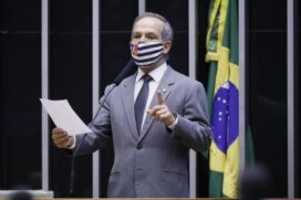 O deputado General Peternelli (PSL-SP) é o autor da proposta
