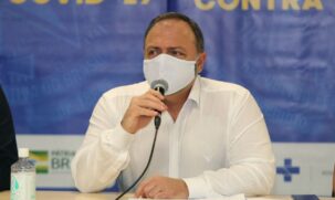 Eduardo Pazuello, ministro da Sa&uacute;de