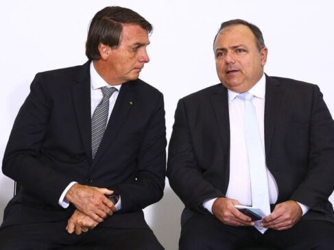 O presidente Jair Bolsonaro (sem partido) e do ministro da Sa&uacute;de, Eduardo Pazuello, ter&atilde;o suas condutas apuradas