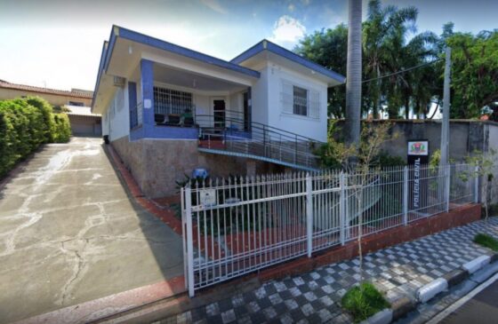 Após a realização do boletim na delegacia de Porto Feliz, a vítima solicitou medidas protetivas, previstas na Lei Maria da Penha