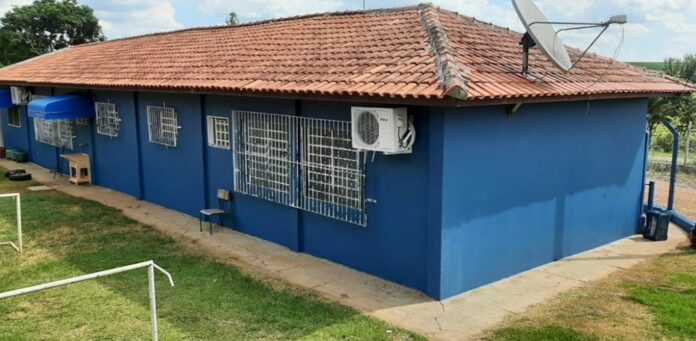 Prédio da escola do bairro da Conceição passa por revitalização em Tietê; unidade havia asido atingida por um vendaval