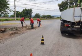 Serviços de manutenção nas vias da cidade de Tietê