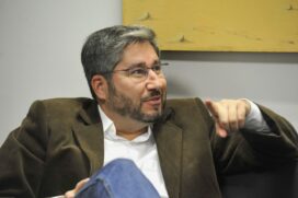 Fernando Cury responde por aparecer em um vídeo tocando nos seios da colega parlamentar