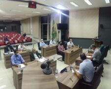 A primeira sessão extraordinária de 2021 teve dois projetos encaminhados pelo Executivo