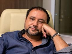 O apresentador Geraldo Luís é um dos convidados do programa The Noite (SBT) com Danilo Gentili que irá ao ar nesta quinta-feira (29)