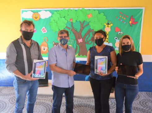 110 tablets para a rede de educação infantil municipal Porto Feliz