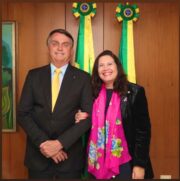 Bia Kicis é investigada por protestos em defesa do fechamento do Congresso, do STF e da reedição do AI-5