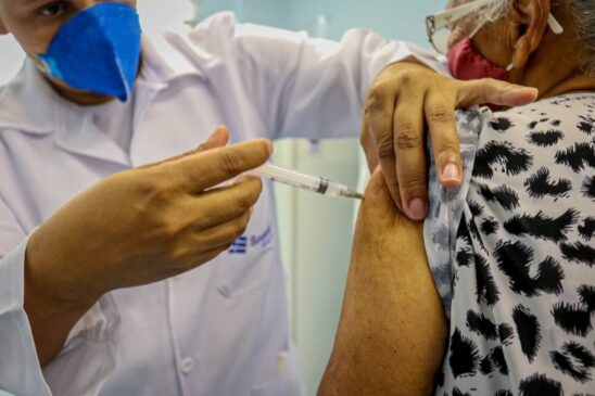 Vacinação também será para pessoas com comorbidades