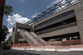 Obras Monotrilho 17 Ouro inacabada