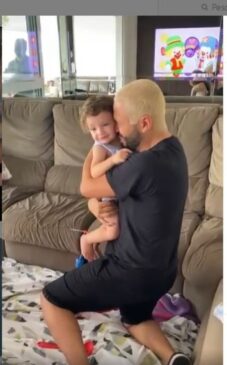 Projota reencontra a filha Marieva