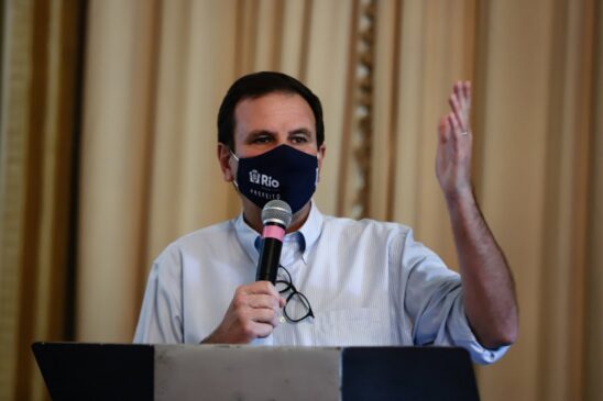 Prefeito do Rio, Eduardo Paes (DEM) criticou em suas redes sociais o governador em exercício