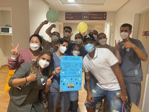 Ex- jogador Luis Fabiano recebe alta do hospital