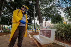 Prefeitura de Taboão da Serra realiza desinfecção de áreas públicas