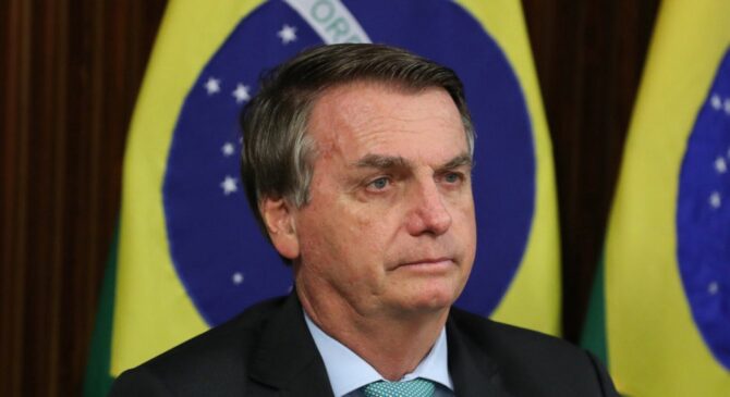 Quarenta e sete dos 52 deputados tentaram se reeleger, mas só 21 conseguiram