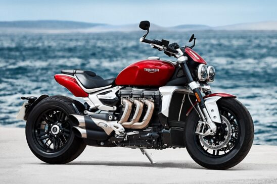Oferecida por R$ 110.490, a atual Rocket 3 R é equipada com o maior motor do mundo para uma motocicleta produzida em série, com 2.500 cc