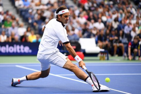 O tenista nascido na Suíça, Roger Federer, é recordista de títulos do Grand Islam com aproximadamente 20 conquistas