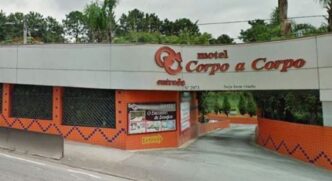 Uma mulher foi morta dentro de um motel na avenida Presidente Costa e Silva, 2.973, no Parque Capuava, em Santo André