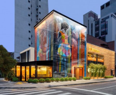 Nova unidade Jeronimo Burger Itaim, com arte do artista Kobra na fachada