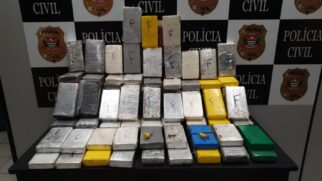 Remessa de 124 kg de coca&iacute;na do PCC que iria para Liverpool &eacute; apreendida em Santos