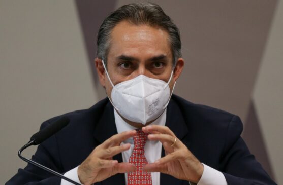 Gerente-geral da Pfizer na América Latina, Carlos Murillo, durante depoimento à CPI da Covid-19