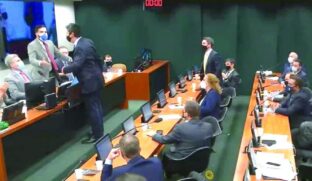 Comissão especial discute uso medicinal da maconha