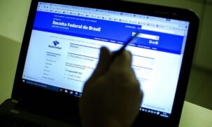 Mais de 240 mil contribuintes que ca&iacute;ram na malha fina nos &uacute;ltimos anos, por inconsist&ecirc;ncias nas declara&ccedil;&otilde;es do Imposto de Renda (IR)