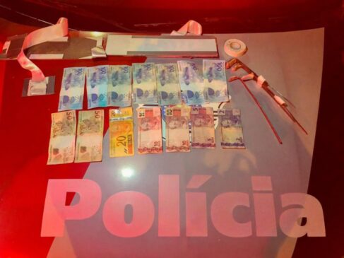 Trio é preso suspeito de furtar caixa eletrônico em São Roque; dinheiro foi apreendido pela polícia