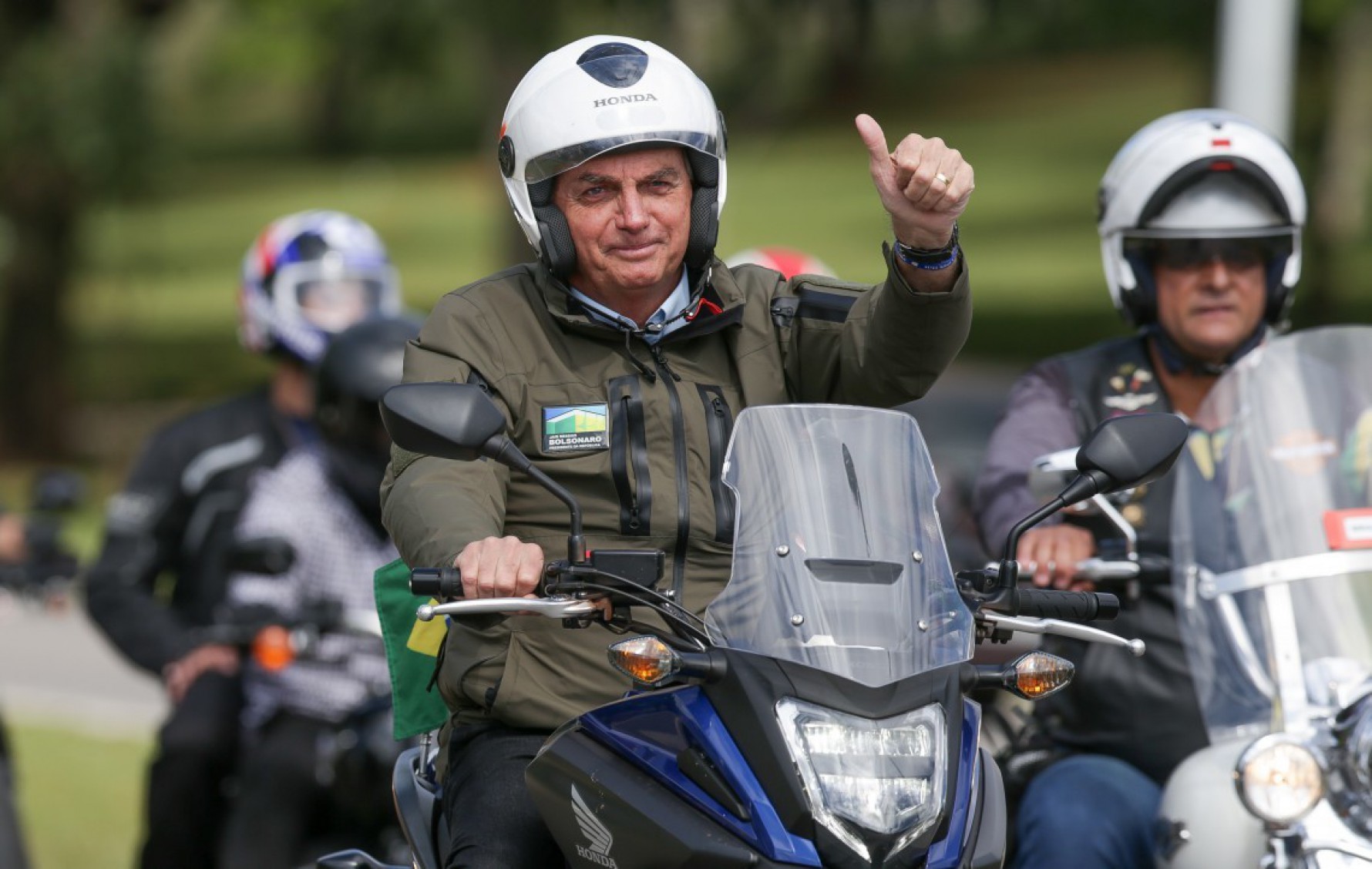 Bolsonaro durante participação de motociata
