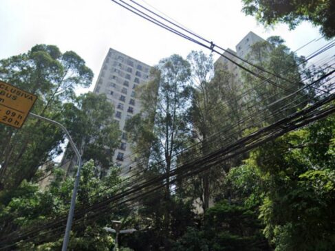 Em São Paulo está à venda um apartamento de 56 m², que pode ser arrematado a partir de R$ 113 mil