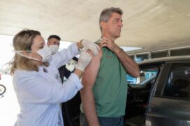 Houve a ampliação do horário de vacinação dos drives da cidade de Santo André, que agora ficarão abertos entre 8h e 21h