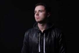 DJ Vitor Bueno