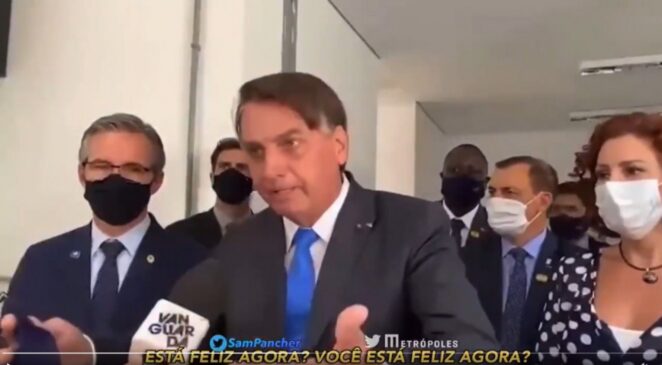 O presidente Jair Bolsonaro (sem partido) criticou imprensa e mandou rep&oacute;rter calar a boca em evento no interior de S&atilde;o Paulo