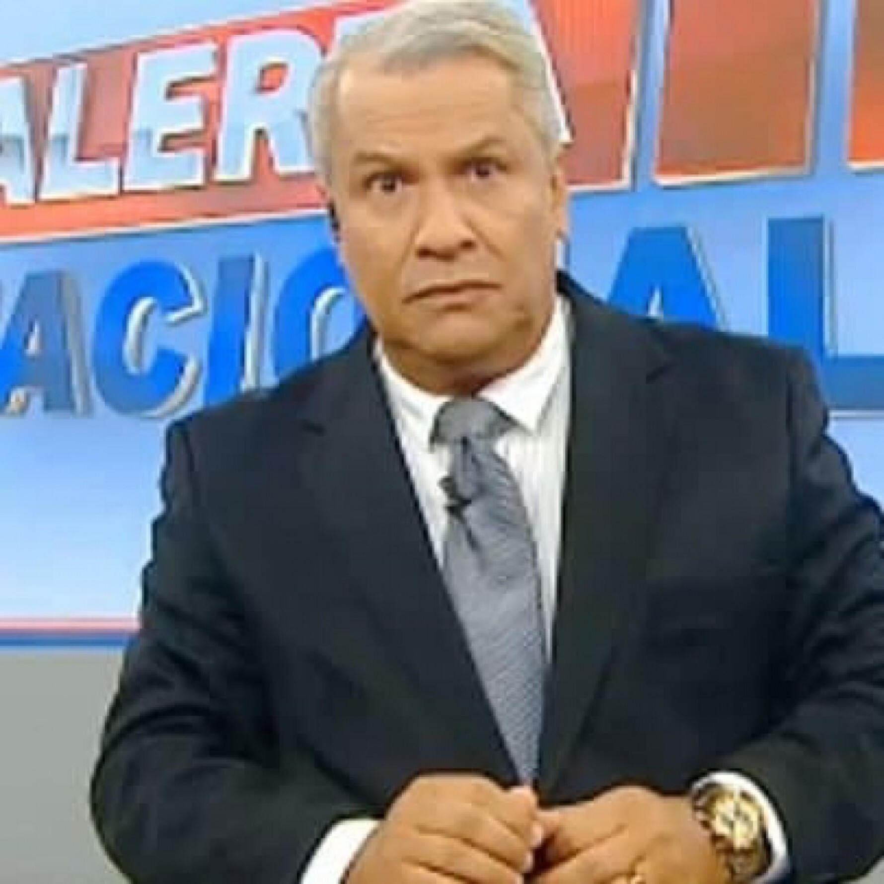 Sik&ecirc;ra Jr. apresenta do "Alerta Nacional" na RedeTV!