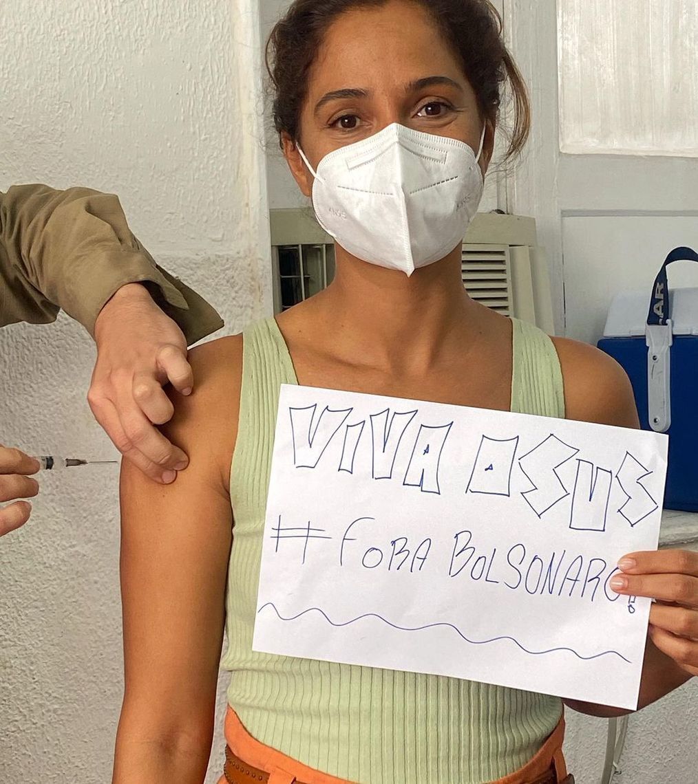 Camila Pitanga &eacute; vacina contra a Covid-19
