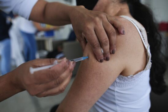 Já na sexta-feira (23) será a vez dos munícipes com 32 anos em Itapecerica da Serra