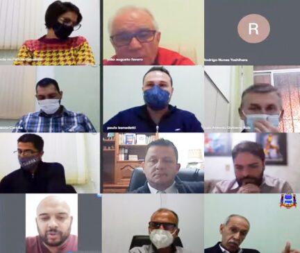 Os vereadores protocolaram oito requerimentos solicitando "minuto de silêncio" em virtude do falecimento de munícipes pelo coronavírus. Todos foram aprovados por unanimidade