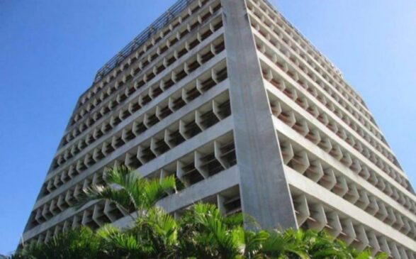 Imóveis comerciais e residenciais estão entre as opções disponíveis pelas leiloeiras no mês de julho