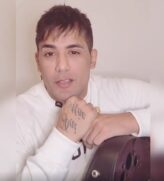 Cantor Tiago, da dupla com Hugo, fez uma faloplastia