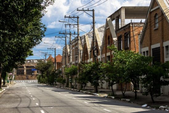 Antigos galpões no bairro da Mooca