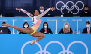 Após ouro e prata, Rebeca Andrade fica em 5º lugar no solo