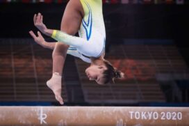 Flávia Saraiva erra na trave e fica sem medalha na ginástica artística