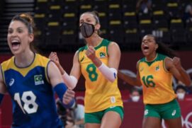 Seleção feminina derrota russas de virada e está na semifinal do vôlei em Tóquio